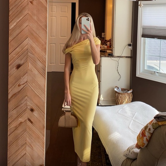 Reformation Cream/Yellow Midi Dress Off the Shoulder Size: 0 - Picture 2 of 8
